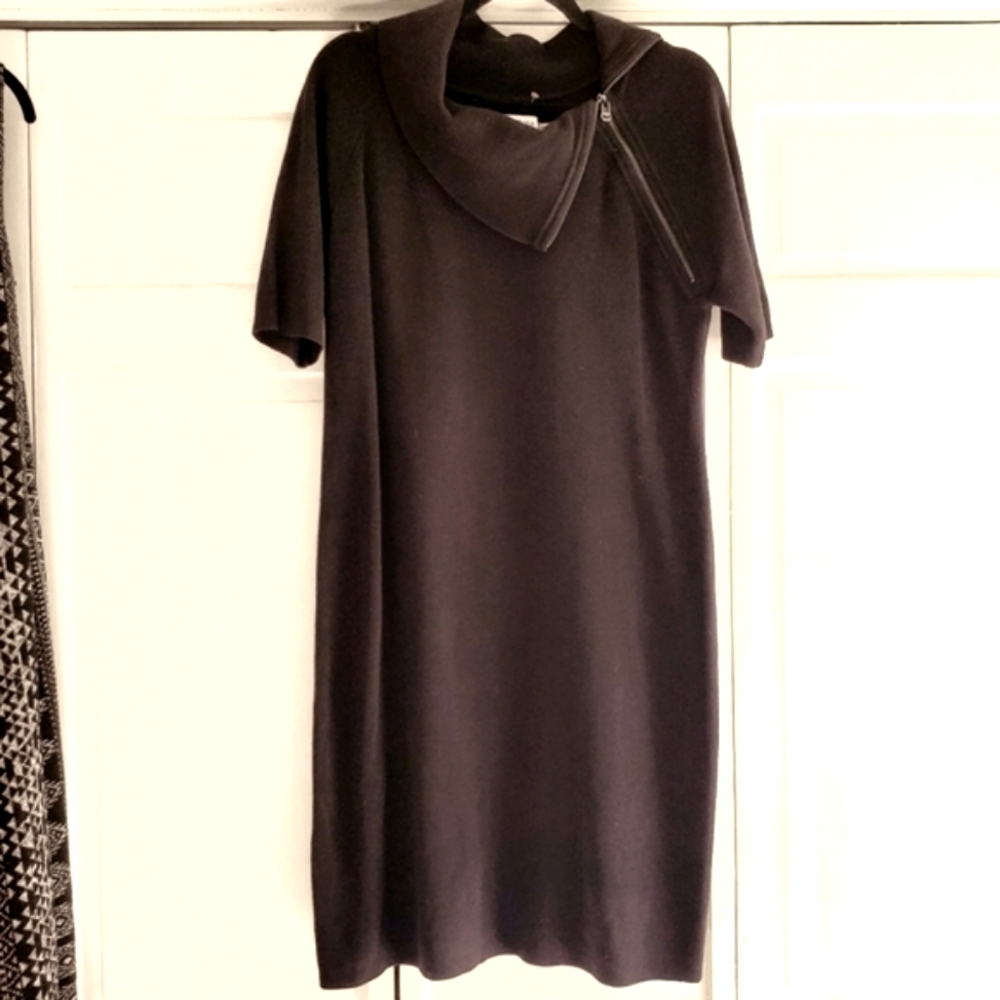Women's Blk Knit Assymetrical Cowl Neck Zip Sweater Dress